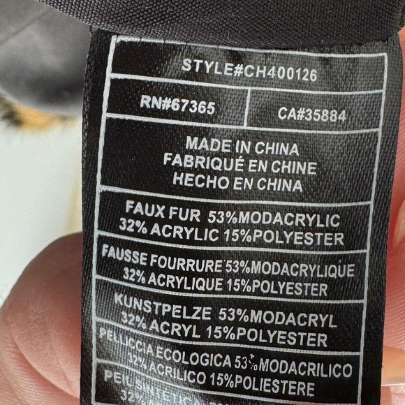 CUPCAKES AND CASHMERE | FAUX FUR COAT - Picture 11 of 12